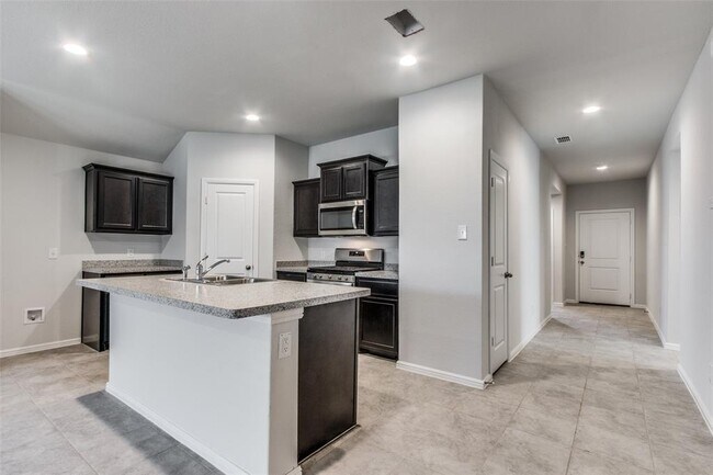 Building Photo - 16437 Pembine Ln