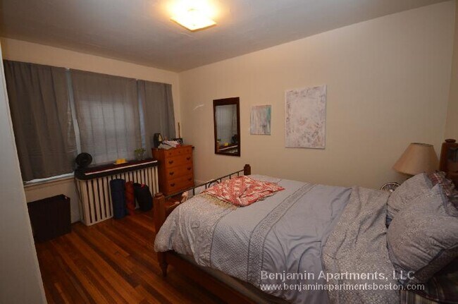 Foto del edificio - 19 Lancaster Ter