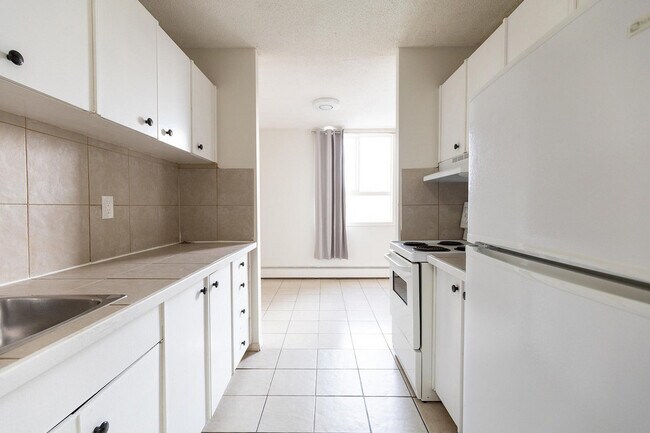 Photo du bâtiment - Mainstreet Beltline Apartments
