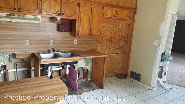Building Photo - 3 br, 2 bath House - 2028 W Alabama Ave