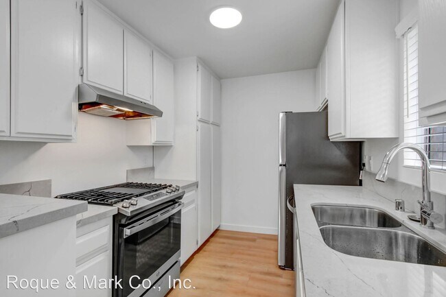 Building Photo - 1 br, 1 bath Apartment - 817 Hill Street 8...