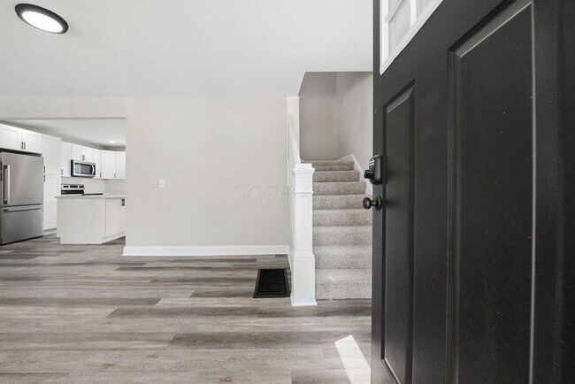 Foto del edificio - 529 E Morrill Ave