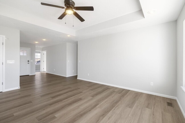 Building Photo - 2015 South St