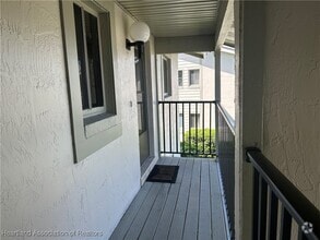 Building Photo - 5556 Matanzas Dr