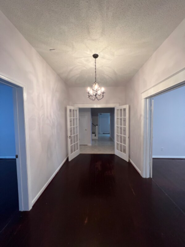 Building Photo - 709 Rauhut St