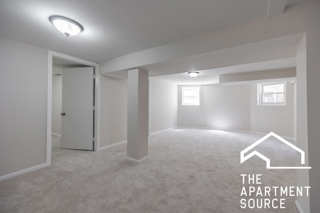 Photo - 2110 N Avers Ave Apartment