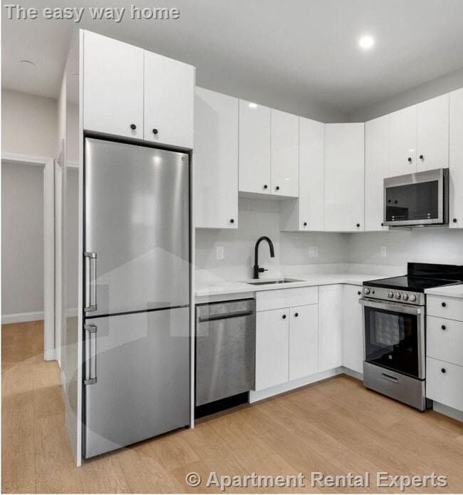 Photo - 1576 Cambridge St Apartment