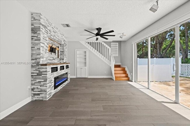 Building Photo - 5014 SW 155th Terrace