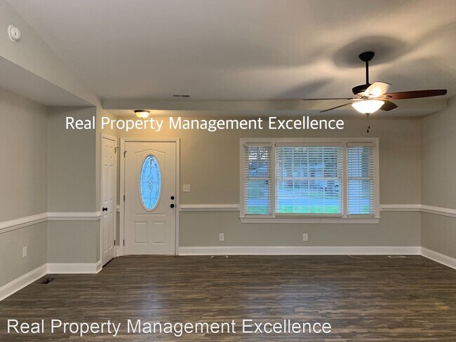 Foto del edificio - 3 br, 2 bath House - 206 West 2nd Street