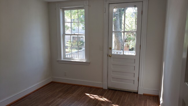 Building Photo - 717 Chimborazo Blvd
