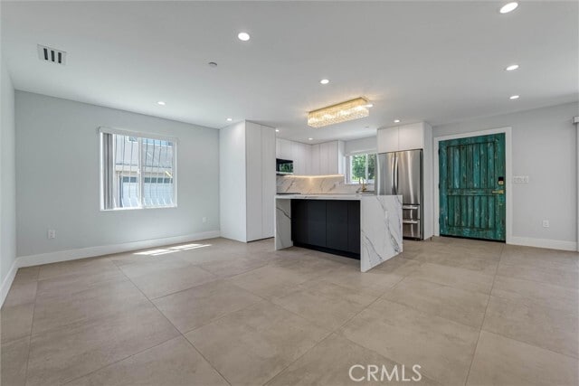 Building Photo - 1554 Bundy Dr