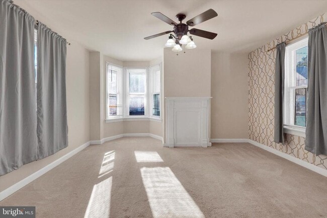 Building Photo - 4300 Main St