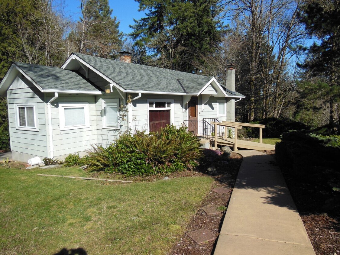 Primary Photo - 5206 Werner Rd