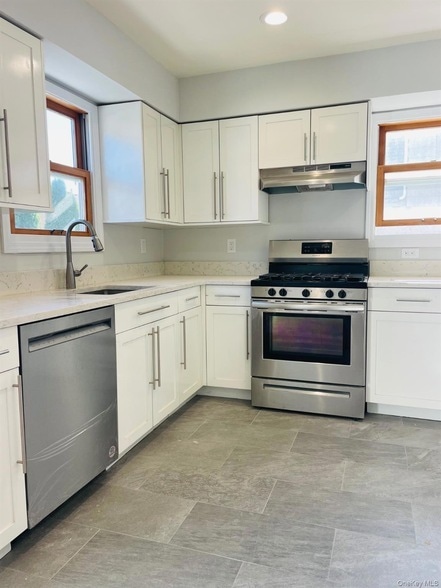 Foto del edificio - 16 Oldwood Rd S