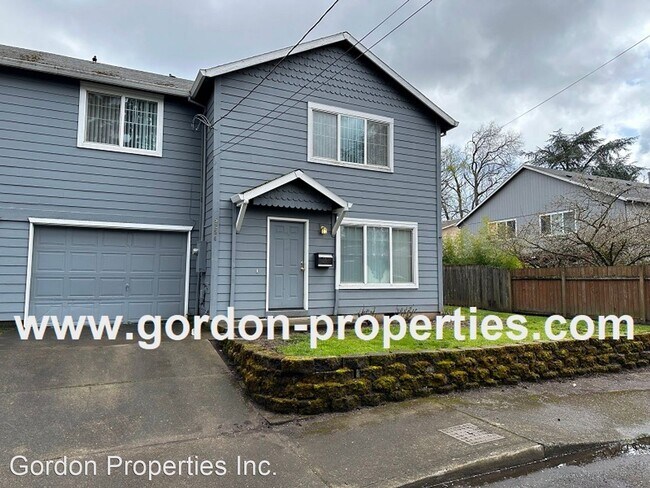 Building Photo - 3 br, 2.5 bath House - 5254 SE 73rd Ave