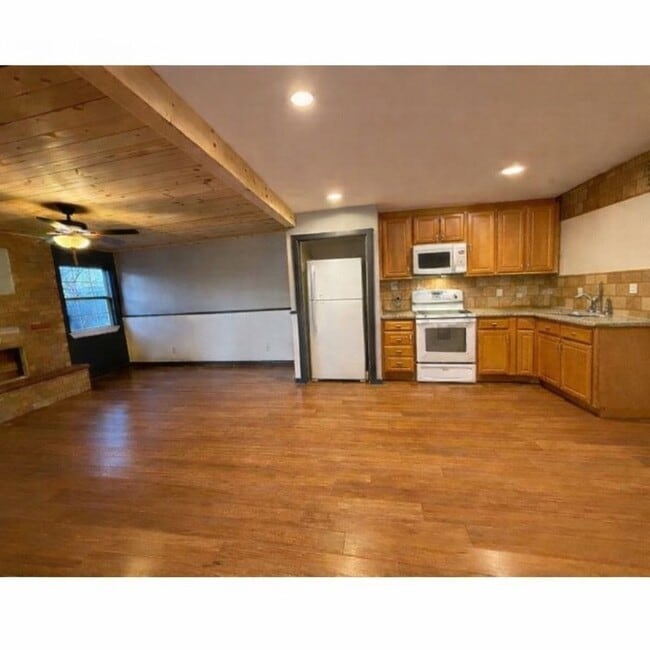 Foto del edificio - 159 Mc Dougal Ave