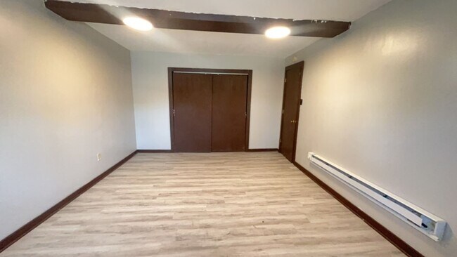 Foto del edificio - 1611 S Madison St