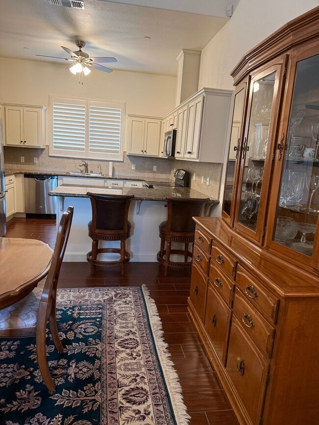 Foto del edificio - Move-in Ready!