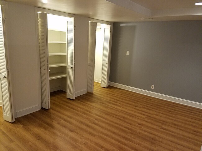 Foto del edificio - 7 Park Ln NE