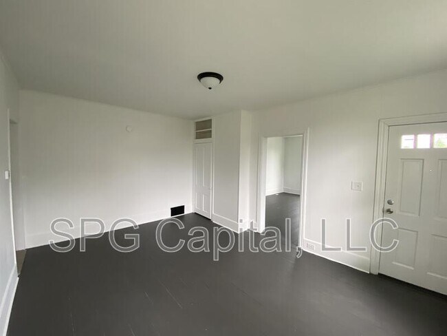 Foto del edificio - 632 S 2nd St