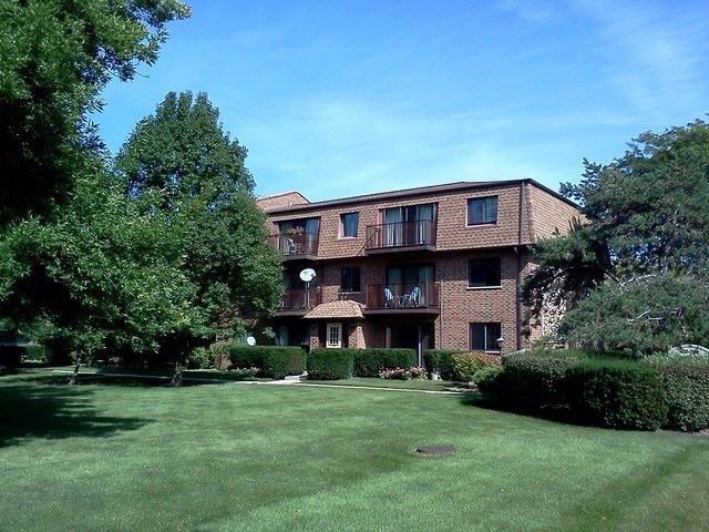 Primary Photo - 410 E Kensington Rd