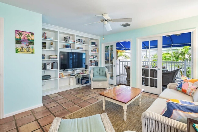 Foto del edificio - 524 Porter Ln