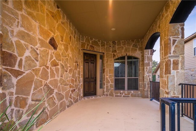 Building Photo - 307 Elderberry Rd