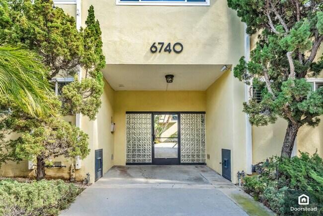Building Photo - 6740 Springpark Ave