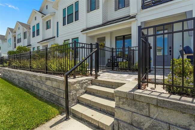 Building Photo - 1603 Springwell Ln