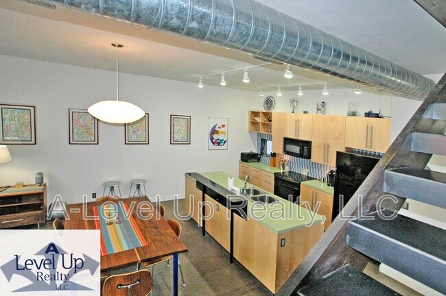 Foto del edificio - 3621 E 3rd St