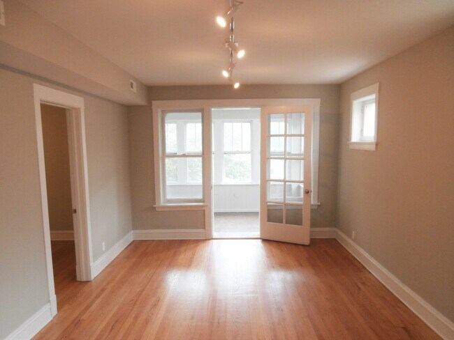 Foto del edificio - 5344 N Paulina St