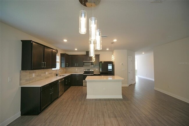 Building Photo - 30399 Marquette Ave