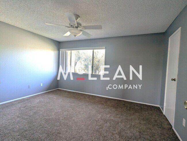 Foto del edificio - Spacious 4-Bedroom Condo in Indian Canyon Gardens – Palm Springs Living at Its Best!