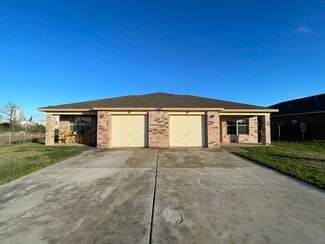 Building Photo - 5102 Lauren Lea Dr