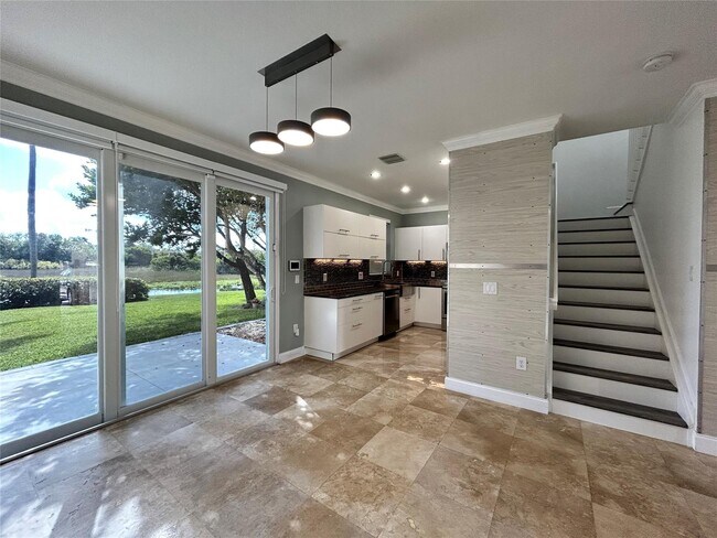 Foto del edificio - 604 NW 170th Ter