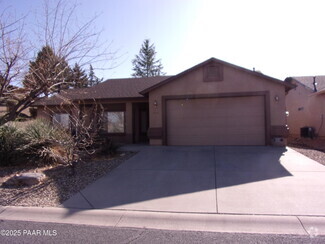 Building Photo - 6815 E Sandhurst Dr