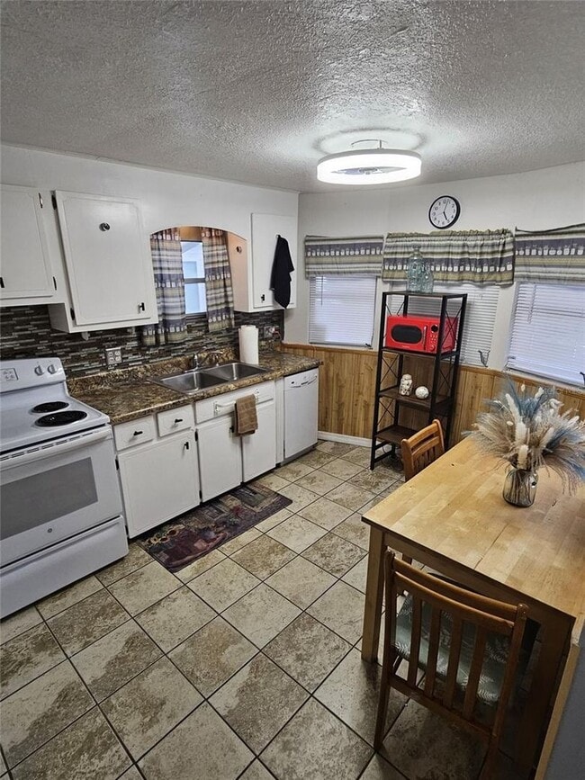 Photo - Regency Cove 55+ Gated Community - Charmin... House