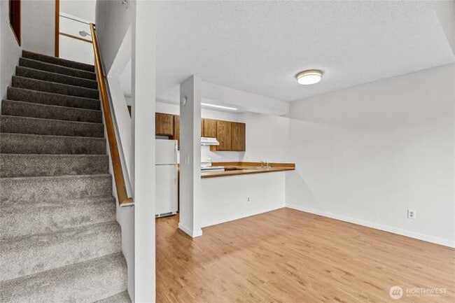 Building Photo - Cherry Street Apartments