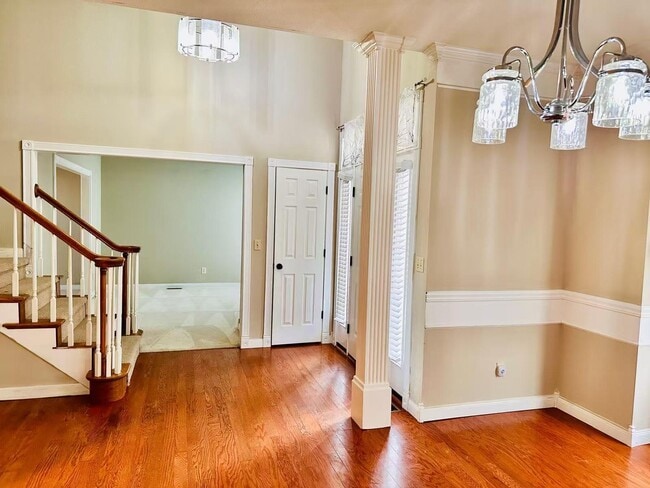 Building Photo - 1110 Brookedale Ct