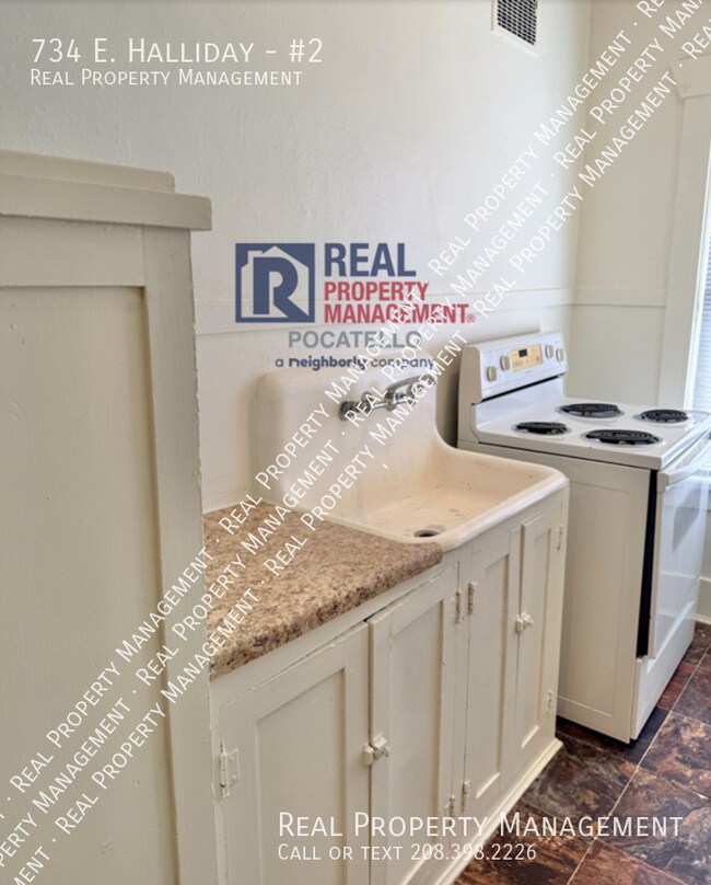 Foto del edificio - 734 E. Halliday-#2