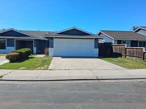 Building Photo - 3505-3507 Thistlewood Way