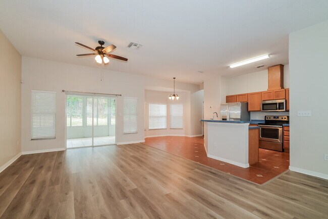 Foto del edificio - 1152 Orange Grove Ln