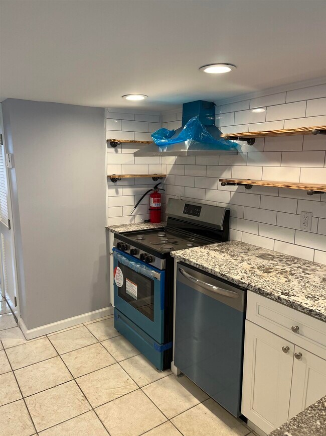 Foto del edificio - 81 Wales Ave