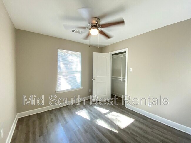 Foto del edificio - 4508 W 24th St