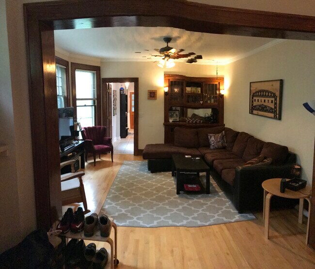 Foto del edificio - 2728 Colfax Ave S