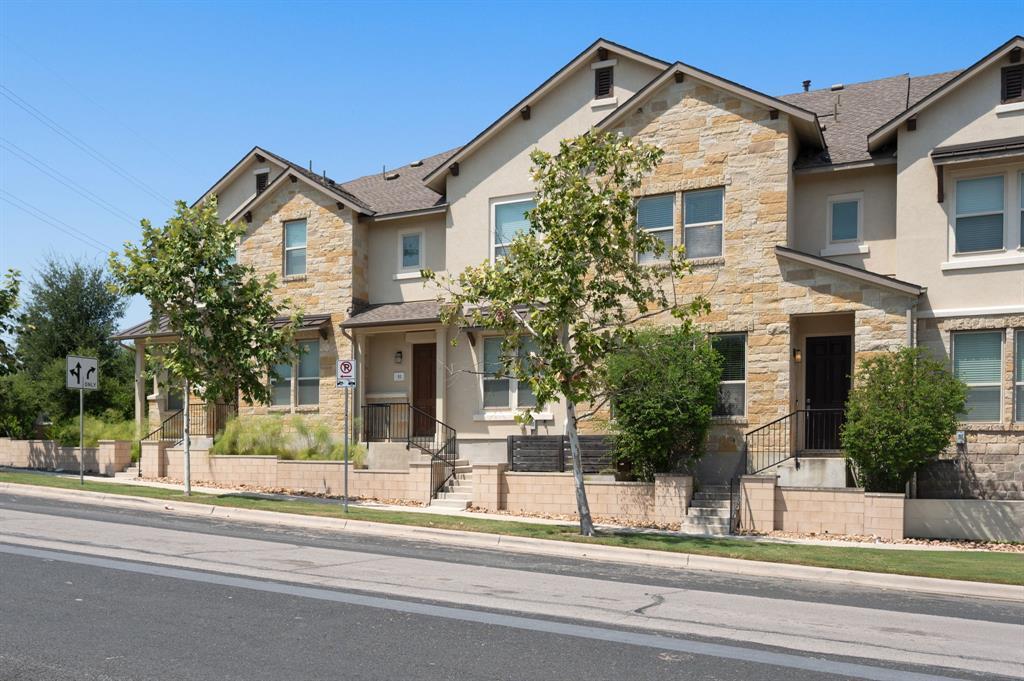 Primary Photo - 6814 E Riverside Dr