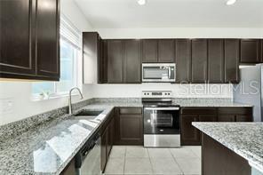 Building Photo - 911 Alvanley Ct