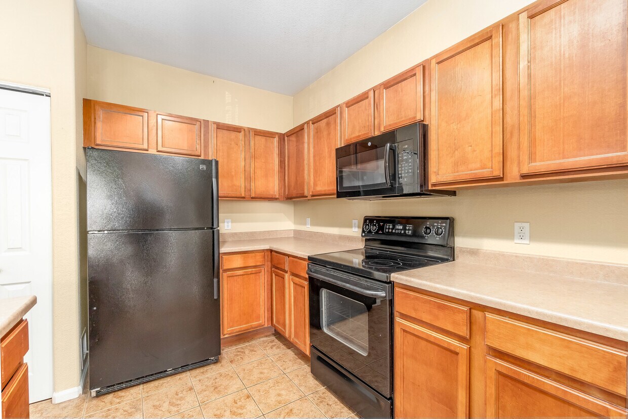 Foto principal - 10751 S Twenty Mile Rd