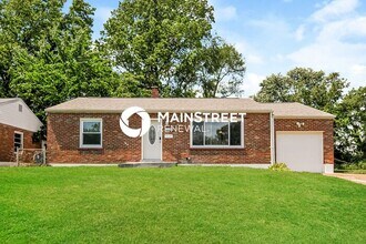 Building Photo - 8863 Granada Pl