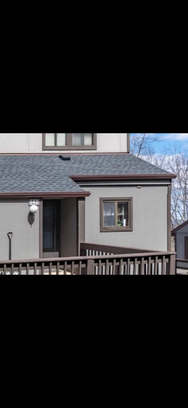 Entrada principal - 142 Cross Country Ln